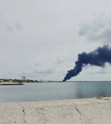 У ЗСУ повідомили про удари по нафтобазах у Леніному та Феодосії
