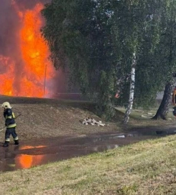 На Рівненщині внаслідок атаки виникло задимлення на приватному підприємстві