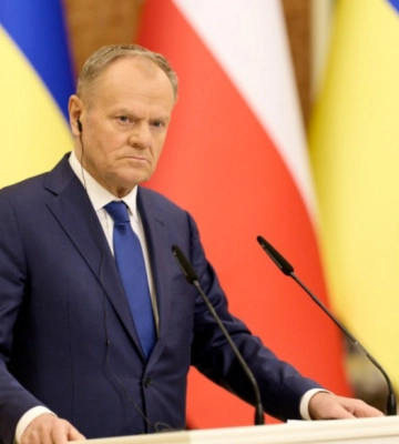 Туск після погроз Медведєва закликав європейців серйозно ставитися до слів та дій Кремля