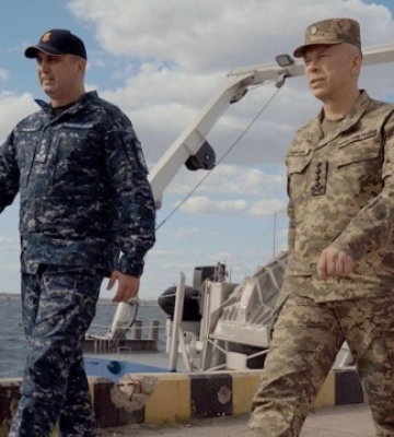 Оборона півдня та виробництво морських дронів: Сирський зустрівся з командуванням Військово-морських сил