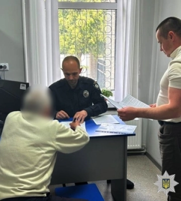 82-річного жителя Вінниччини взяли під варту за підозрою у зґвалтуванні 10-річної дитини