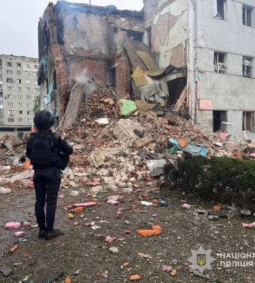 В Сумской области из-за российских атак пострадали два человека, в Шостке повреждены десятки зданий