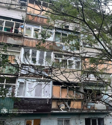 Внаслідок нічних атак на Дніпропетровщині поранено двох людей, зруйновано інфраструктуру