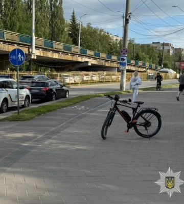 Велосипедист збив жінку на вулиці Княгині Ольги у Львові: постраждала зі зламаною рукою потрапила до лікарні