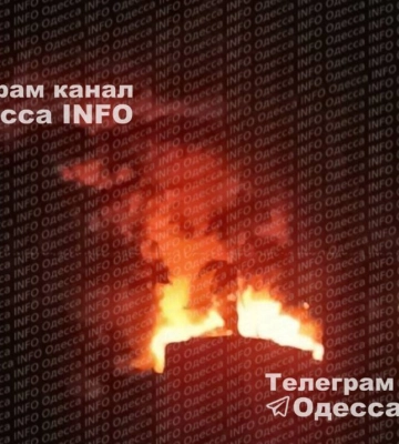 В Одессе дрон попал в 9-этажный дом: несколько этажей охватил пожар