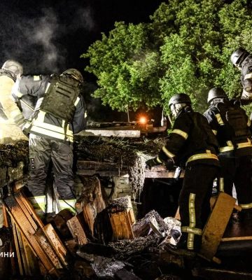 росія завдала удару по Харкову та області: 10 будинків пошкоджено, троє постраждалих