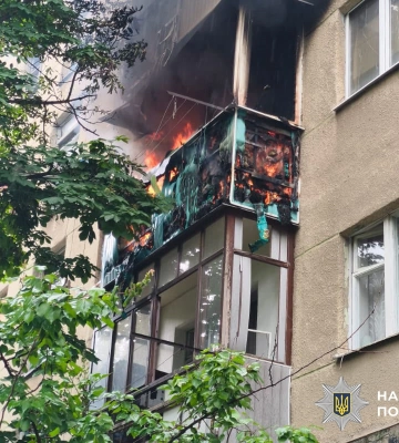Серед цивільних є загиблий та поранені: окупанти обстріляли Донеччину 