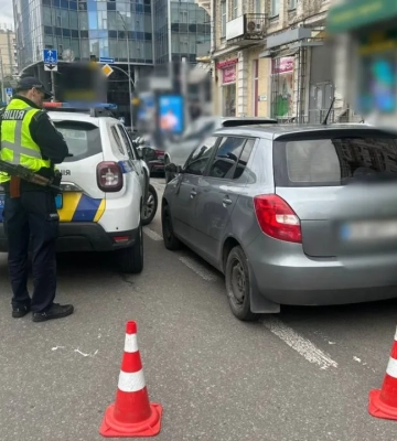Водій під час суперечки на дорозі у Києві вистрілив опоненту в живіт - поліція