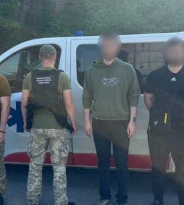 Под видом волонтерской поездки: раскрыта попытка незаконной переправки мужчин за границу. ФОТО