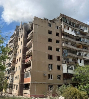 Оккупанты ударили по многоэтажкам в Дружковке, ранены гражданские