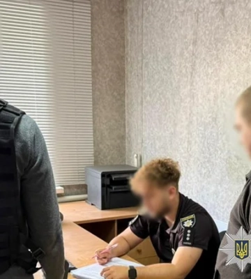 Оставили возле мусорника. В Днепре работники ТЦК не оказали помощь мужчине, которому стало плохо, им объявили подозрения — полиция