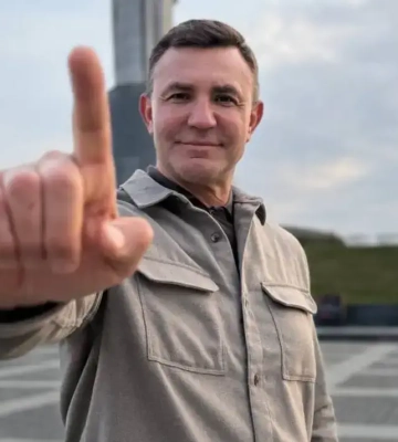 Тищенко прокомментировал выплату алиментов и отношения с Барановской