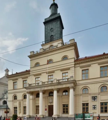 В Люблине сняли флаг Украины с ратуши из-за решения Зеленского