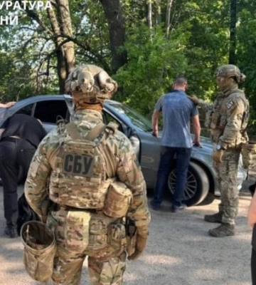 Двох посадовців РТЦК на Харківщині підозрюють у вимаганні коштів за службу в тилу