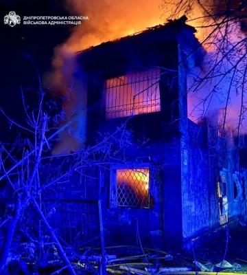 У Дніпрі через російську атаку частково зруйновано двоповерховий будинок