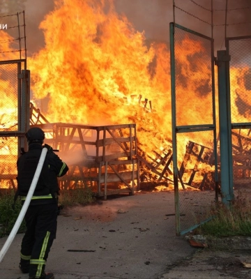 В ГСЧС показали фото последствий ночных ударов по области