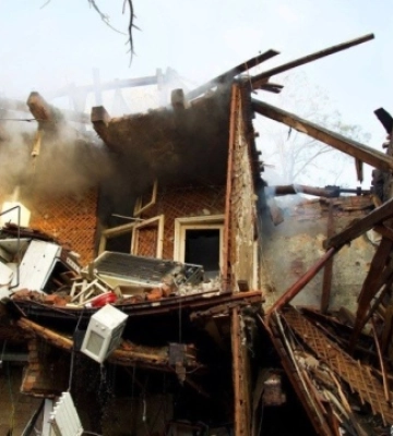 Шестеро загиблих і 33 постраждалих: у Дніпрі під завалами зруйнованого будинку можуть бути люди