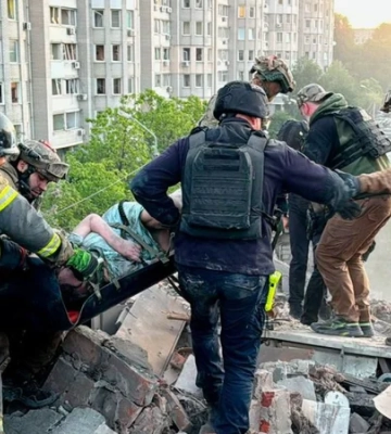 Наибольшие разрушения — в Киеве, Днепре и Харькове. В результате комбинированной атаки РФ погибли 13 человек, более 100 — пострадали