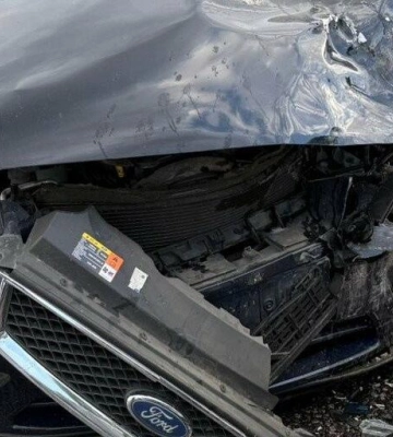 Поліція розслідує ДТП у Золочеві, в якій постраждали водій та 11-річний пасажир