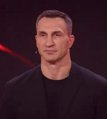 Кличко отказался говорить о дочери – реакция боксера на вопрос о личной жизни