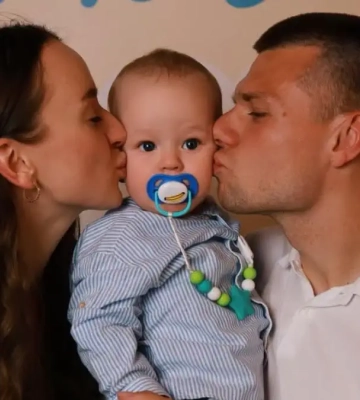 Дружина футболіста Динамо показала, як він проводить відпустку з родиною після завершення сезону