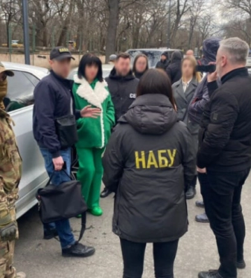 Людмилу Салтан, яка просила $4 тисячі за ухвалення рішення, звільнили з посади судді в Одесі