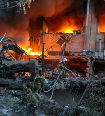 У Києві внаслідок масованої атаки РФ пошкоджені п’ять медзакладів