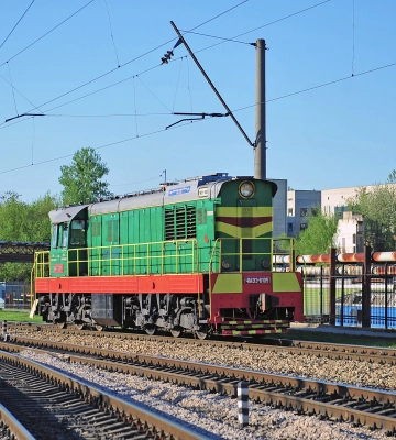 Росіяни атакували тепловоз на Харківщині: постраждав залізничник