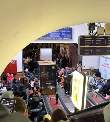 Під час атаки росії на Україну 2 червня киянам бракувало місця у метро для прихистку - Зеленська
