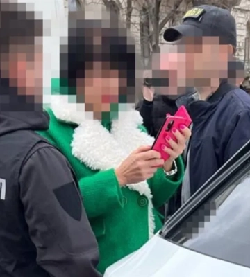Людмилу Салтан, яка просила $4 тисячі за ухвалення рішення, звільнили з посади судді в Одесі