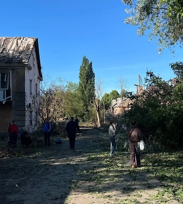 У Дніпрі вже 12 загиблих від масованого удару рф – відео