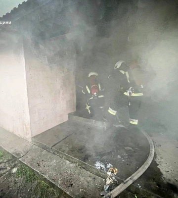 У Шептицькому районі горів житловий будинок