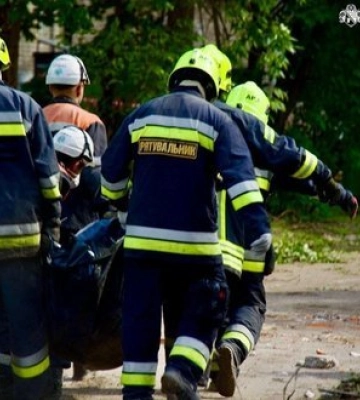 Пошуково-рятувальну операцію в Дніпрі завершено: 16 загиблих і 42 поранених