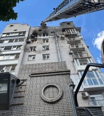 Россияне почти 60 раз атаковали Днепропетровщину: в Никопольском районе тяжело ранен мужчина