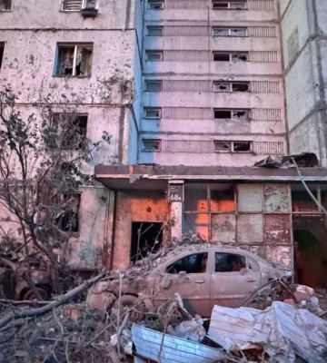 Бігли до укриття: Під час обстрілу Києва загинула мати двох дітей, один із її синів — у важкому стані