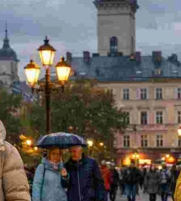 Прогноз погоди у Львові на 3 червня: хмари та дощі в середині дня