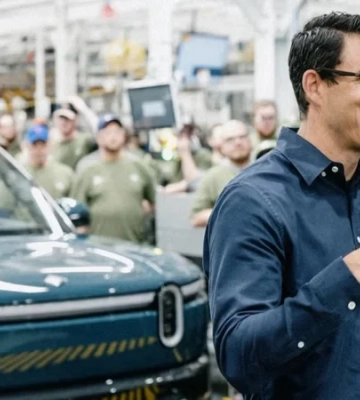 «Вы не успеваете за темпом изменений». Глава Rivian анонсировал полный автопилот авто к 2030 году