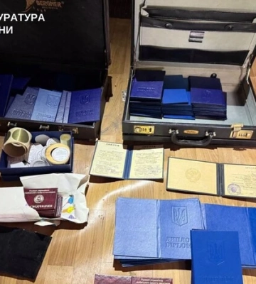 На Київщині ліквідовано масштабну мережу підробки державних документів 