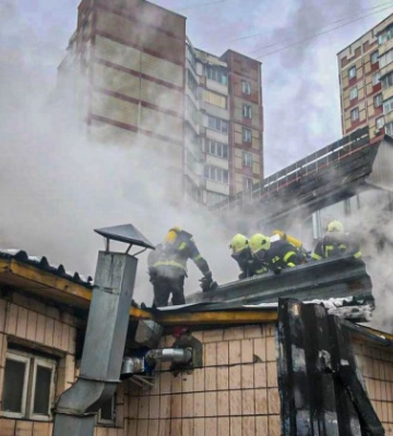 У Києві спалахнув електророзподільний пункт: з’явилось відео