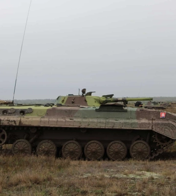 Підрив російської БМП на міні під Вугледаром потрапив на відео