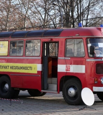 У Запоріжжі представили пересувний Пункт незламності