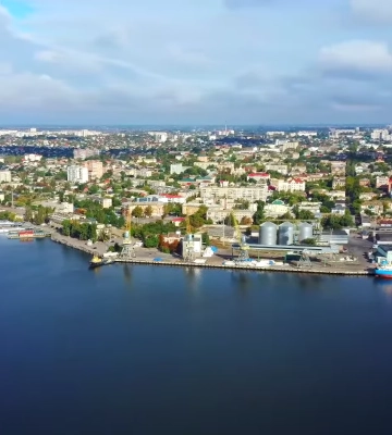 На Херсонщині від автоматної черги загинула жінка, яка перетинала на човні Дніпро