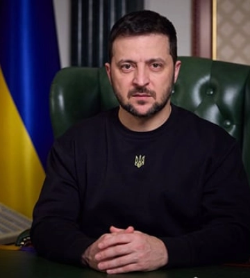 Ви є форпостом нашої незалежності: Зеленський зустрівся з бійцями на Донбасі та привітав із Днем ЗСУ