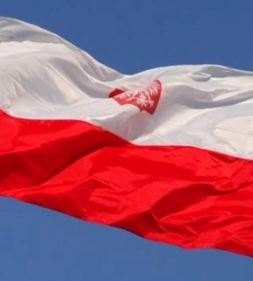 Які податки мають сплачувати українці у Польщі та як подати декларацію