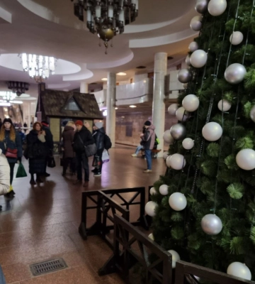 У Харкові новорічну ялинку встановлять у метро