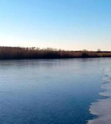 На Полтавщині двоє рибалок провалилися під лід: одного врятували, пошуки іншого – тривають