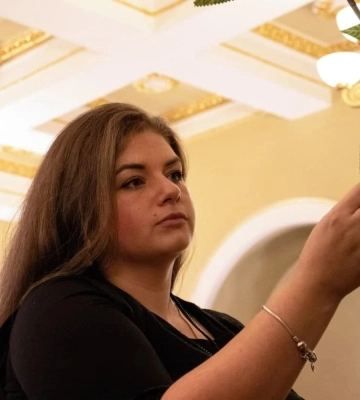 В окупованому Донецьку під час обстрілу загинула дочка пропагандистки &quot;ДНР&quot;  - &quot;депутатка парламенту ДНР&quot; Марія Пирогова (ВІДЕО)