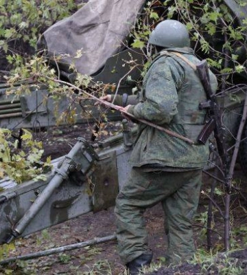 На окупованій частині Донецької області вантажівка окупантів зім&#039;яла мікроавтобус: 16 загиблих (ВІДЕО)