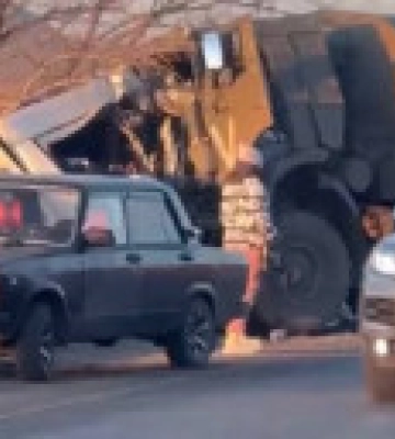 На Донбассе произошло ДТП с российскими военными: 16 погибших