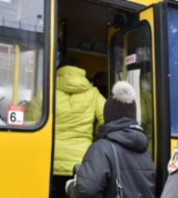 Хто може безкоштовно користуватися громадським транспортом у Луцькій громаді